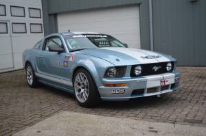 Image 3/14 de Ford Mustang GT (2005)