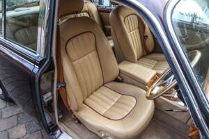 Imagen 32/50 de Jaguar Mk II 3.8 (2004)