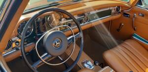Image 5/7 of Mercedes-Benz 280 SL (1969)