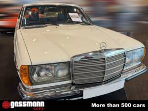 Image 8/15 of Mercedes-Benz 280 C (1978)