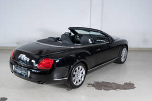 Bild 31/31 von Bentley Continental GTC (2008)
