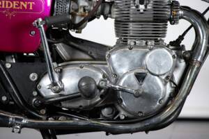 Image 23/50 de Triumph T 150 V Trident (1974)