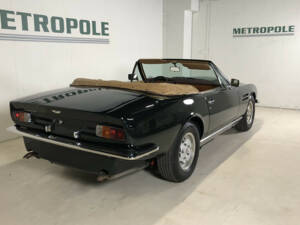 Immagine 10/32 di Aston Martin V8 Volante (1982)