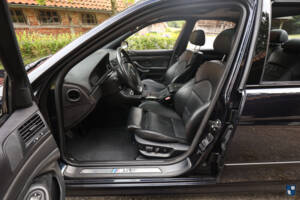 Bild 12/82 von BMW M5 (2000)