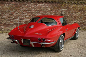 Image 2/50 of Chevrolet Corvette Sting Ray (1963)