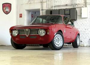 Imagen 3/68 de Alfa Romeo Giulia 1600 Sprint GT Veloce (1966)