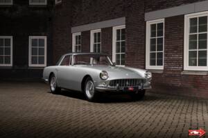 Image 6/28 de Ferrari 250 GT Pininfarina Coupe (1960)