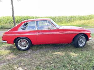 Immagine 8/8 di MG MGC GT (1968)
