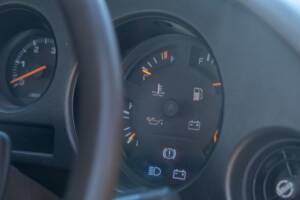 Image 22/46 of Toyota Land Cruiser FJ 62 (1988)