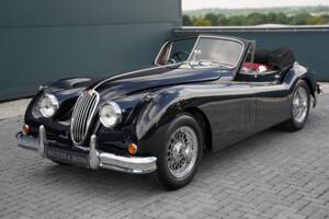 Image 11/50 of Jaguar XK 140 DHC (1956)