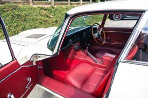 Image 43/50 de Jaguar Type E 3.8 (1963)