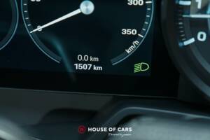 Imagen 24/25 de Porsche 911 Turbo "50 Years" (2024)