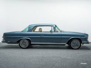 Bild 7/31 von Mercedes-Benz 280 SE 3,5 (1971)