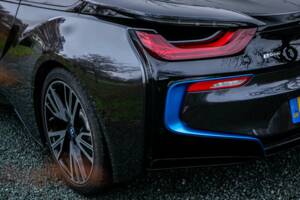 Bild 28/36 von BMW i8 Roadster (2019)