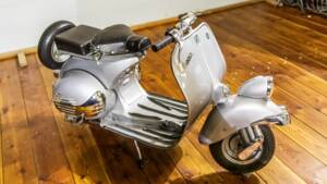 Image 4/13 de Piaggio Vespa 125 (1954)