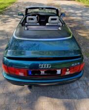 Image 19/21 de Audi Cabriolet 2.3 E (1992)