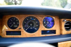Image 34/50 de Rolls-Royce Phantom VII (2006)