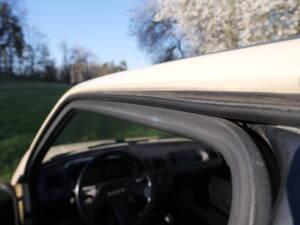 Image 14/65 of Peugeot 205 &quot;Indiana&quot; (1992)