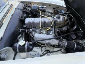 Image 24/48 of Mercedes-Benz 280 SL (1970)