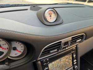 Image 27/57 de Porsche 911 Targa 4S (2010)