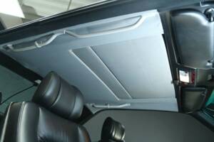 Immagine 35/50 di Mercedes-Benz 560 SEC (1990)