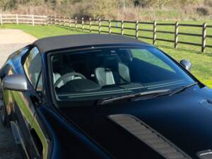 Bild 33/68 von Aston Martin V12 Vantage S (2018)