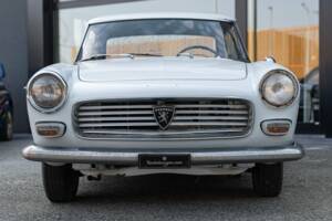 Image 3/29 de Peugeot 404 Coupé (1966)