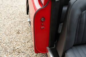 Image 45/50 of Jaguar XK 150 DHC (1960)
