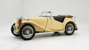 Image 1/15 of MG TC (1947)