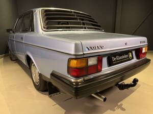 Imagen 2/63 de Volvo 244 (1981)