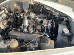 Imagen 8/9 de Daimler V8-250 (1967)