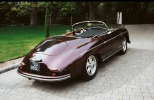 Image 3/15 of Intermeccanica Speedster (1973)