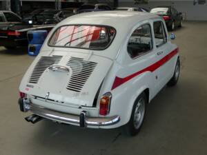 Image 25/29 of SEAT 600 D (1972)