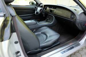 Bild 8/36 von Jaguar XKR (2001)