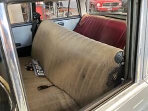 Image 13/33 de Mercedes-Benz 190 c (1964)