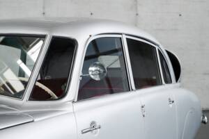 Image 5/50 of Tatra T 87 (1949)