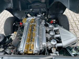 Bild 20/20 von Jaguar E-Type (2+2) (1969)