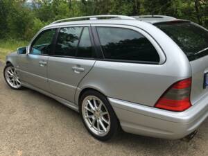 Image 3/5 of Mercedes-Benz C 43 AMG (1998)