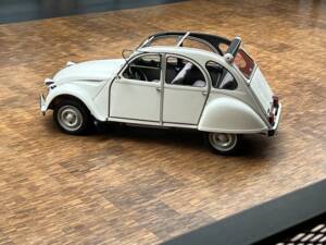 Bild 18/39 von Citroën 2 CV 6 Club (1988)