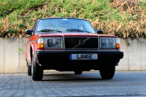 Image 4/75 de Volvo 240 (1986)