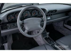 Image 10/26 of Porsche 911 Carrera (1997)