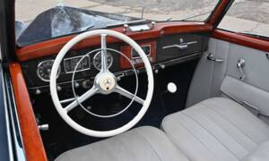 Image 4/29 of Mercedes-Benz 170 S Cabriolet A (1951)
