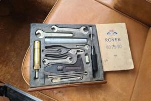 Image 12/17 of Rover 90 (1954)