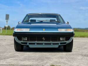 Bild 7/54 von Ferrari 365 GT4 2+2 (1975)