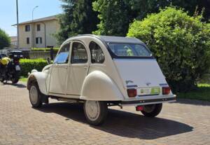 Image 17/50 of Citroën 2 CV 6 (1991)