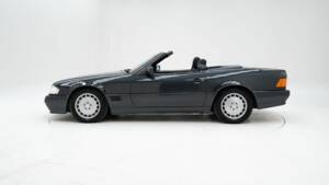 Image 8/15 of Mercedes-Benz 500 SL (1989)