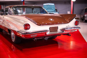 Image 11/18 of Buick Le Sabre Coupe (1960)