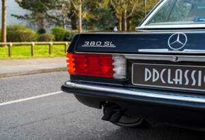 Imagen 15/28 de Mercedes-Benz 380 SL (1985)