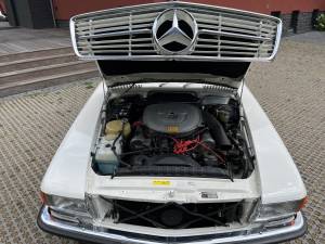 Imagen 20/43 de Mercedes-Benz 500 SL (1985)