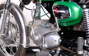 Image 42/57 of Benelli 125 Sport Special (1971)